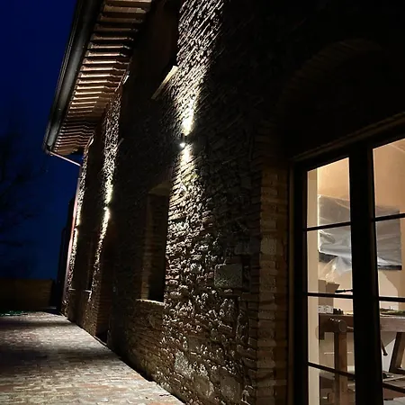 Tenuta I 4 Venti Farm stay Collesalvetti